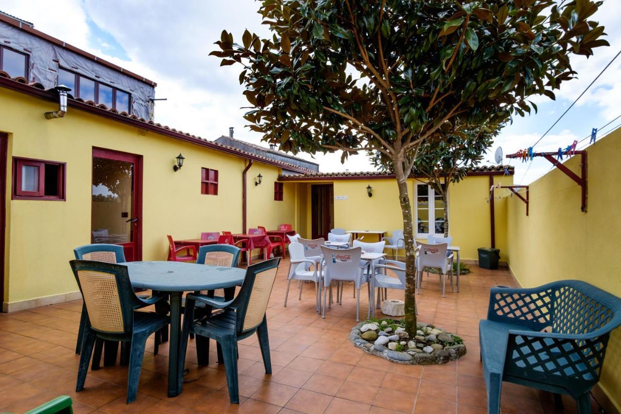 Albergue Via Lactea Arzua Bagian luar foto